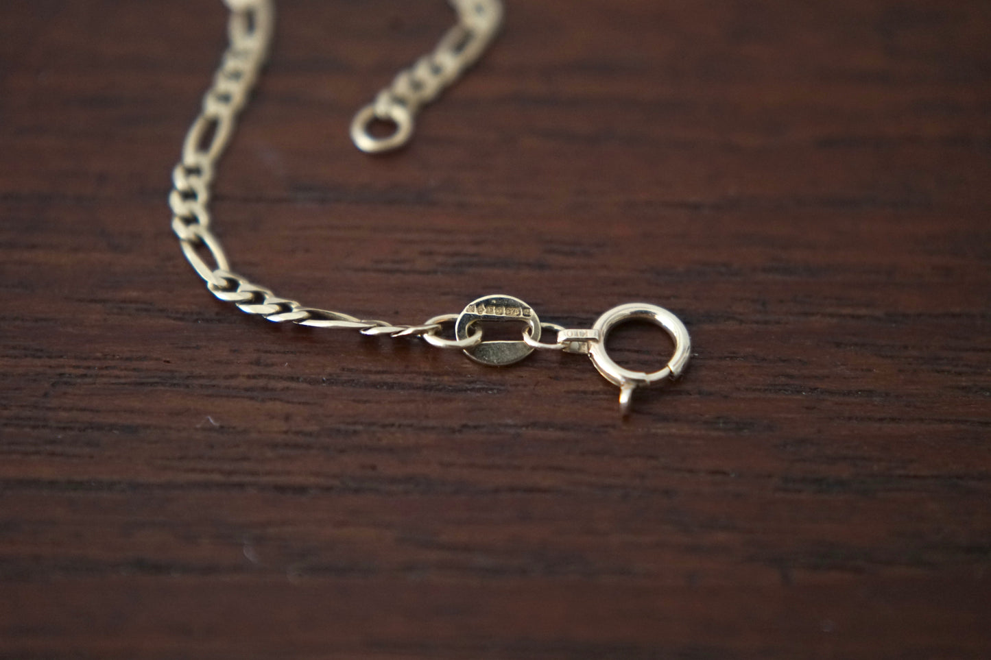 1992 London Assay 9ct Gold Figaro Chain Bracelet
