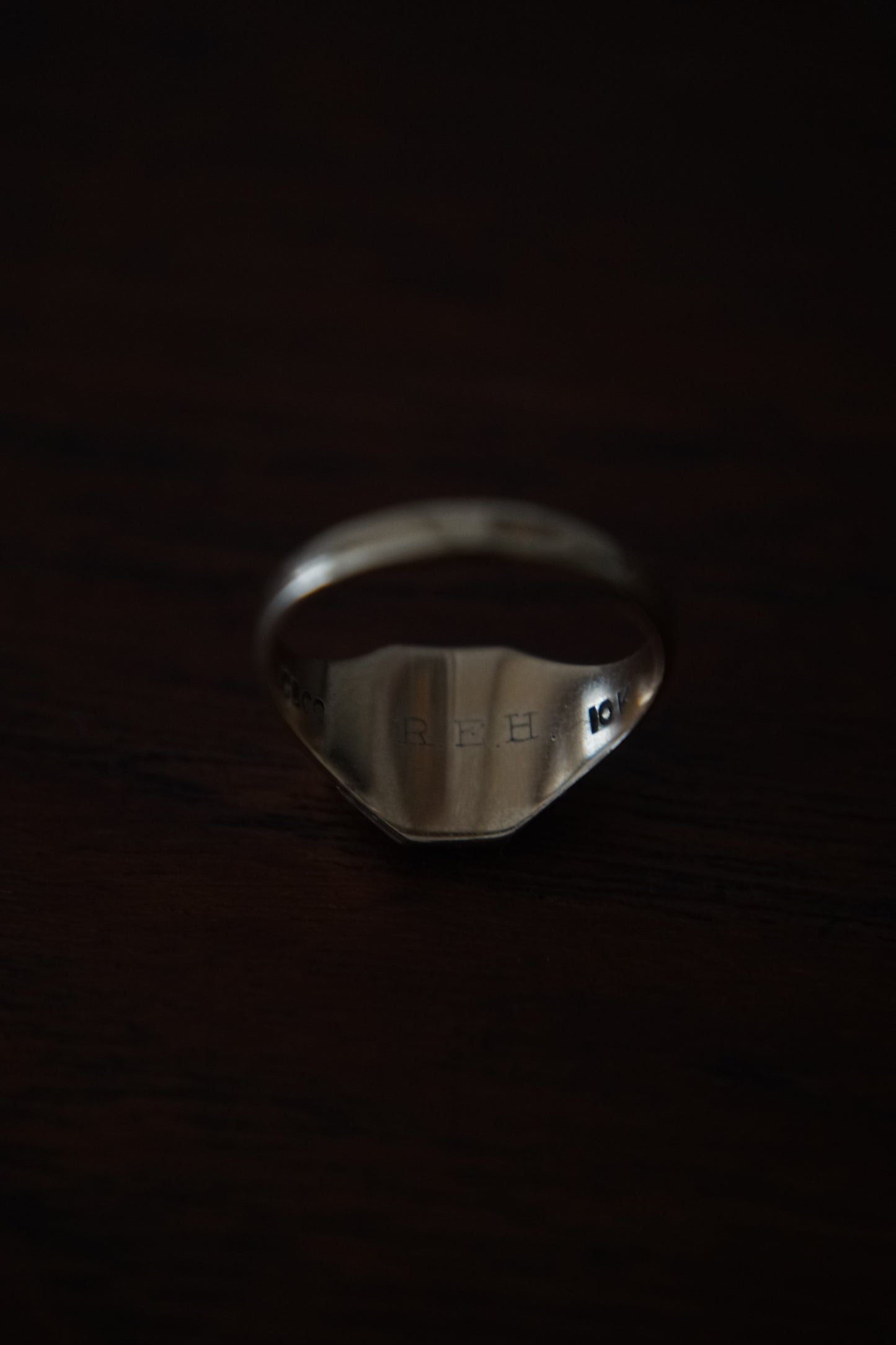 1939 Jostens 10K Gold Black Class Ring