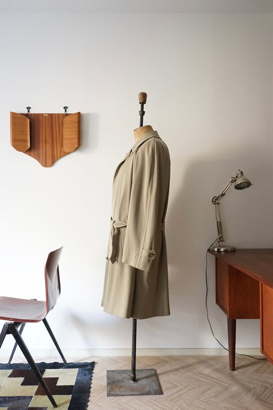 1990s Hermès "Super100s” Tropical Wool Gabardine Belted Coat