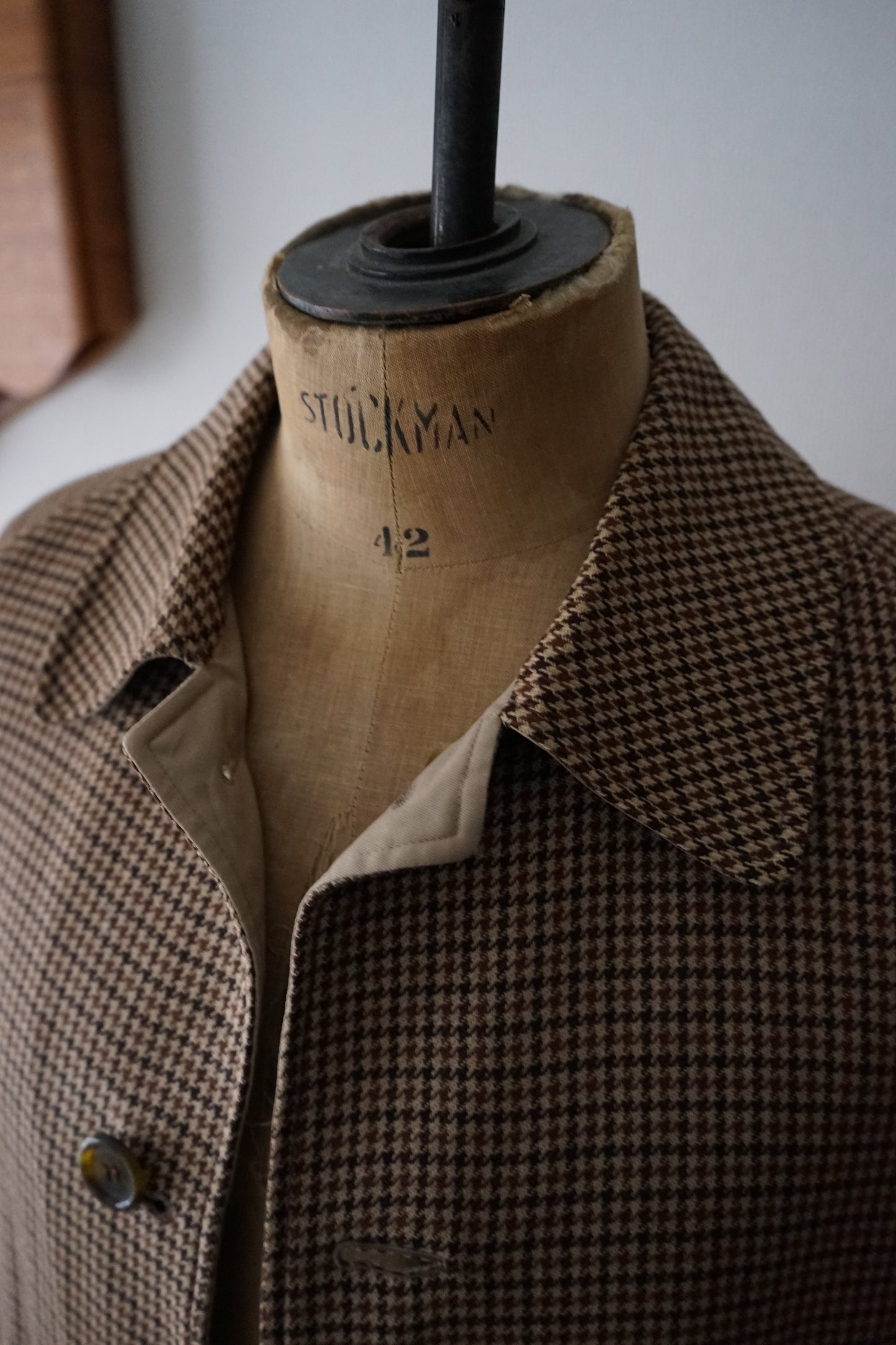 1980s Burberry Tweed × Gabardine “一枚袖” Reversible Balmacaan Coat