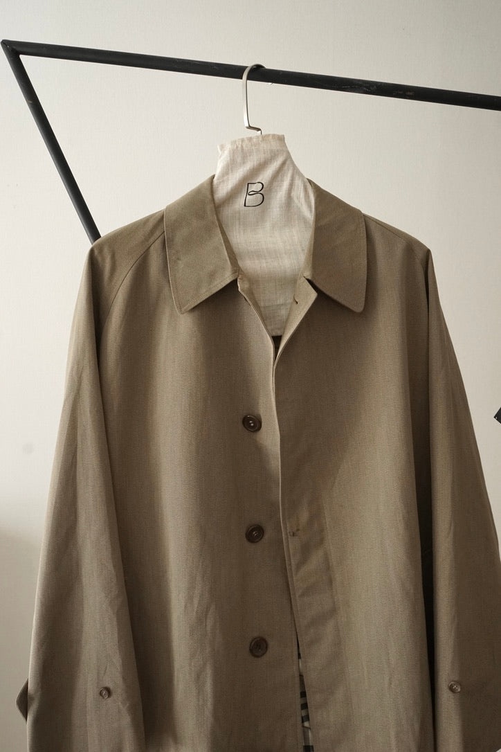 1970s Burberry "杢” Polyester Gabardine Balmacaan Coat Made in Spain