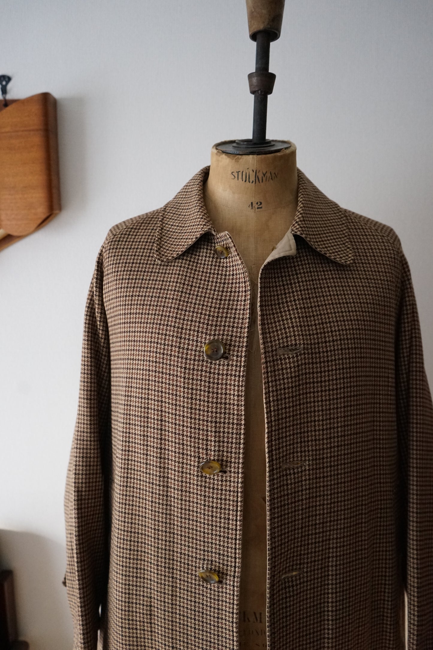 1980s Burberry Tweed × Gabardine “一枚袖” Reversible Balmacaan Coat
