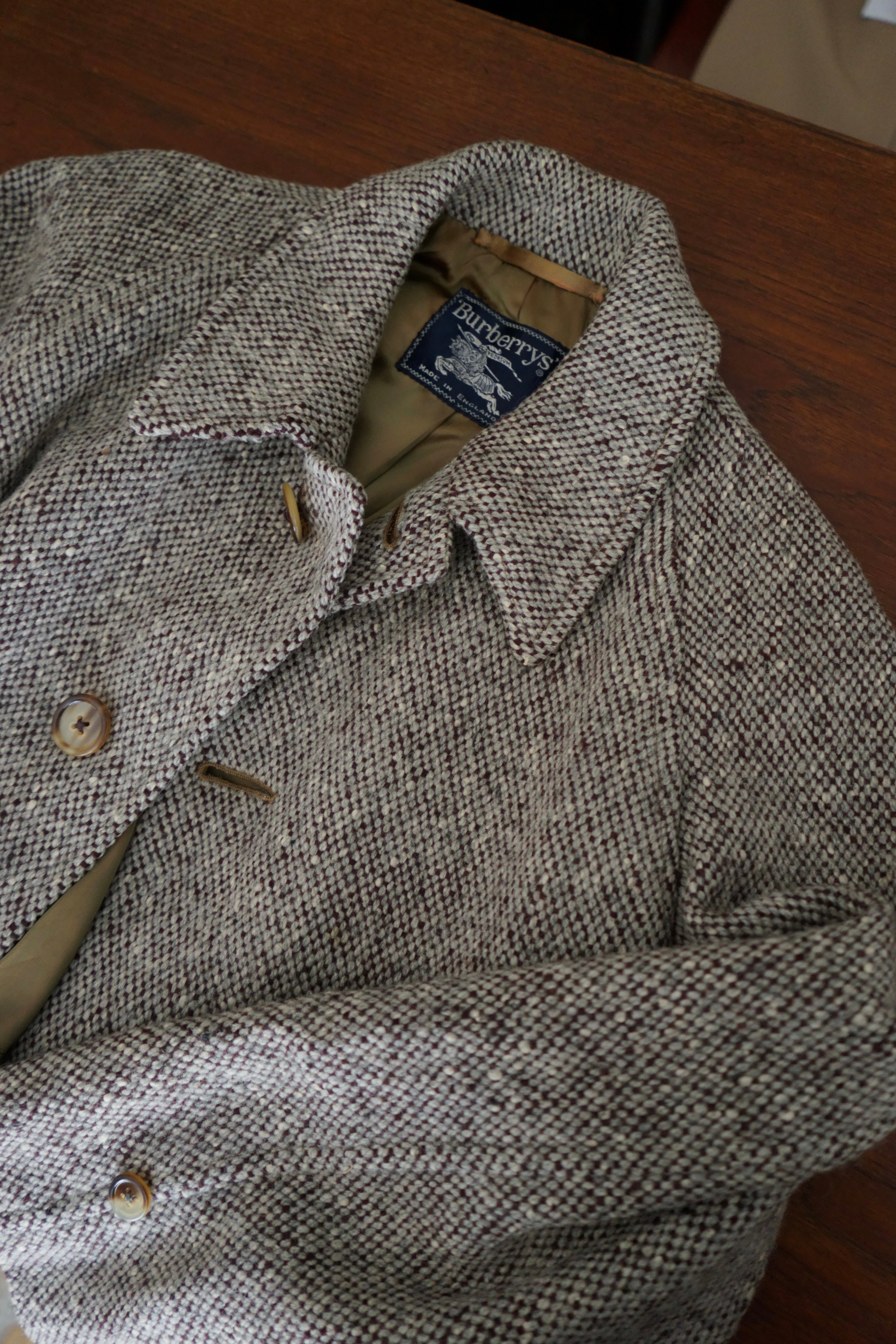 burberry london tweed balmacaan coat 英国製 1960s Burberry Irish Tweed Balmacaan Coat – comáme