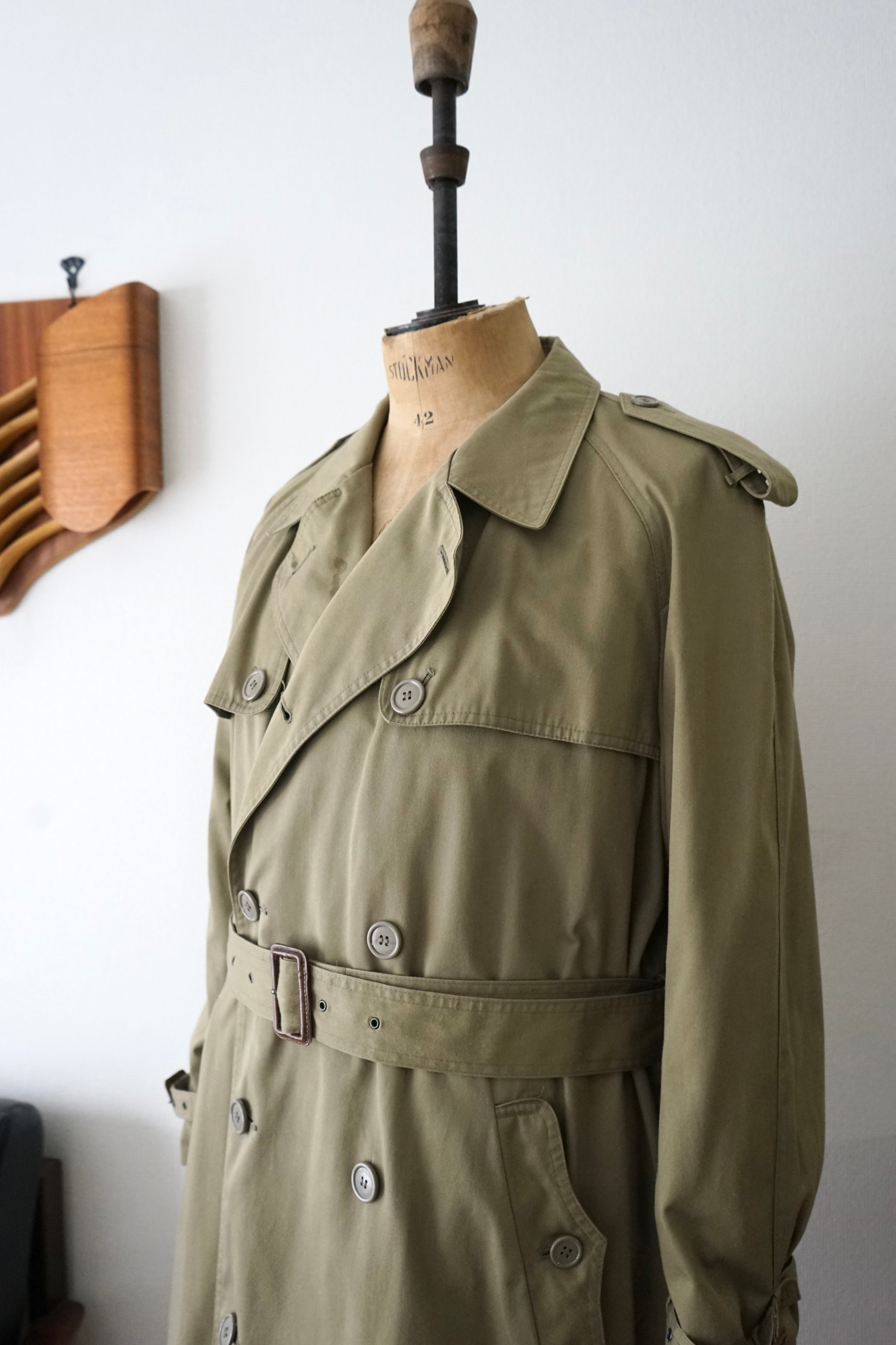 1970s Yves Saint Laurent Classic Trench Coat – comáme