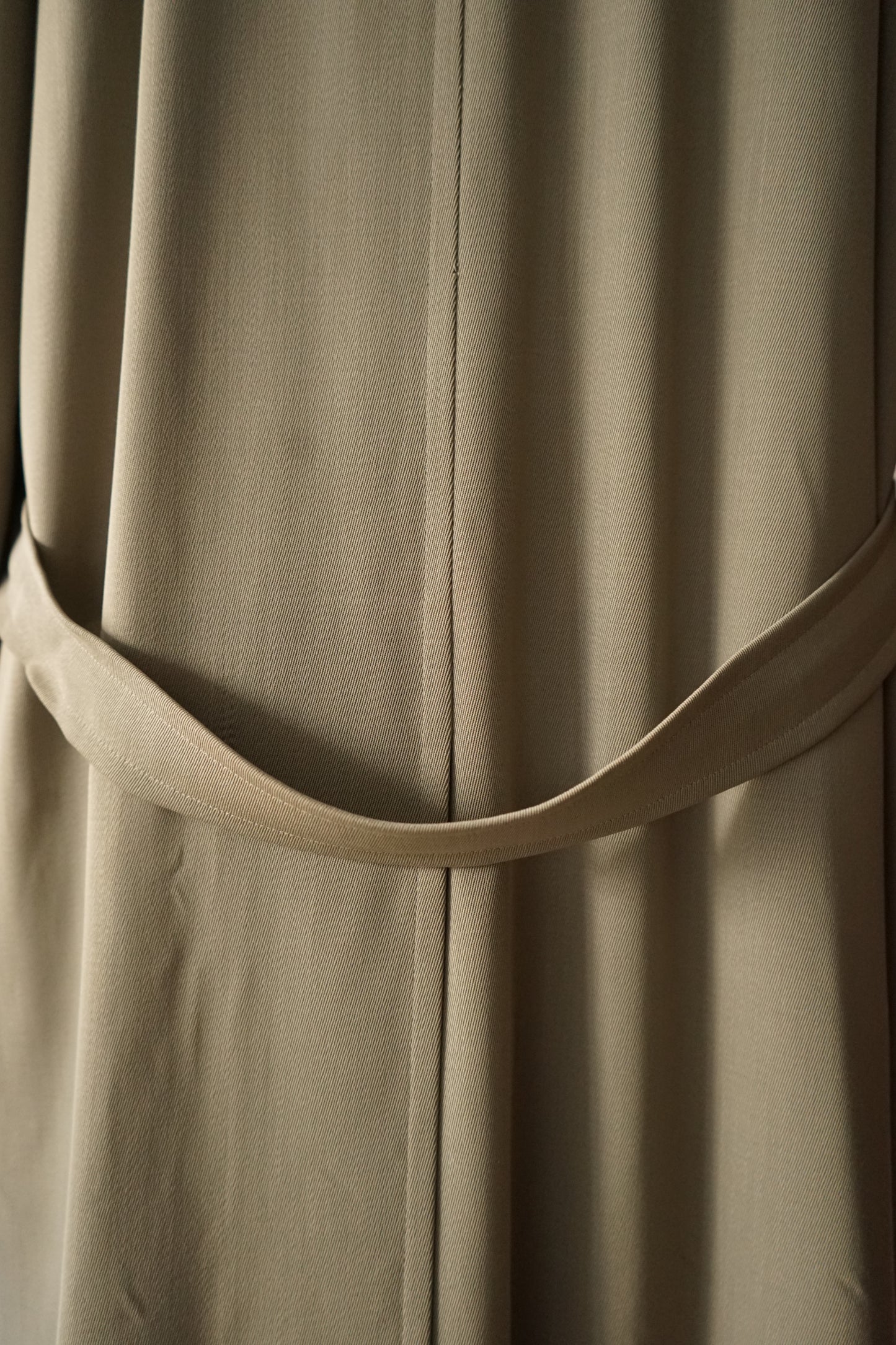 1990s Hermès "Super100s” Tropical Wool Gabardine Belted Coat