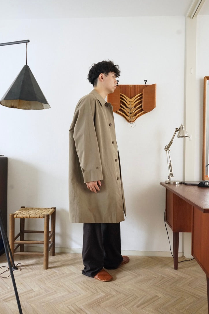 1970s Burberry "杢” Polyester Gabardine Balmacaan Coat Made in Spain
